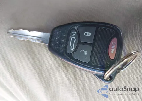 2006 Jeep Liberty Sport z USA, uszkodzony, nr VIN 1J4GL48K06W286936